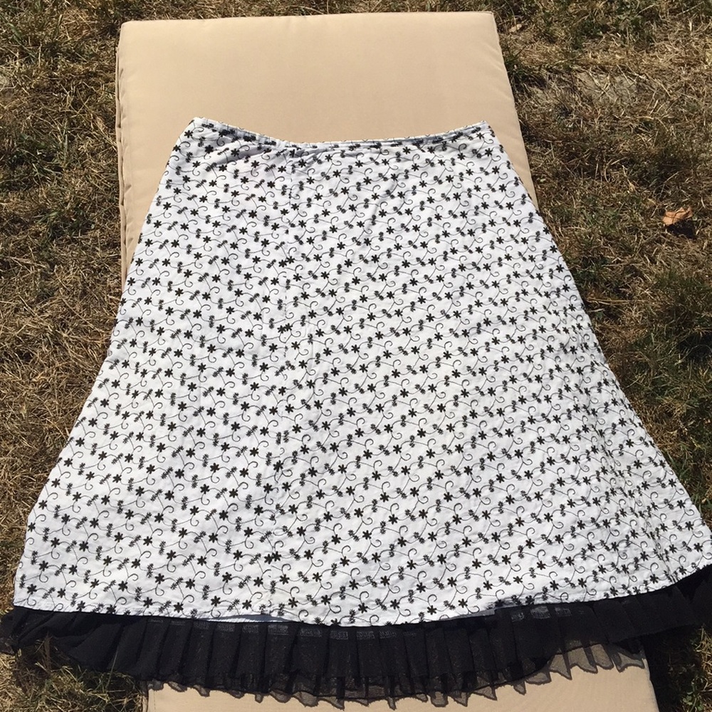 Black and White Embroidered Skirt